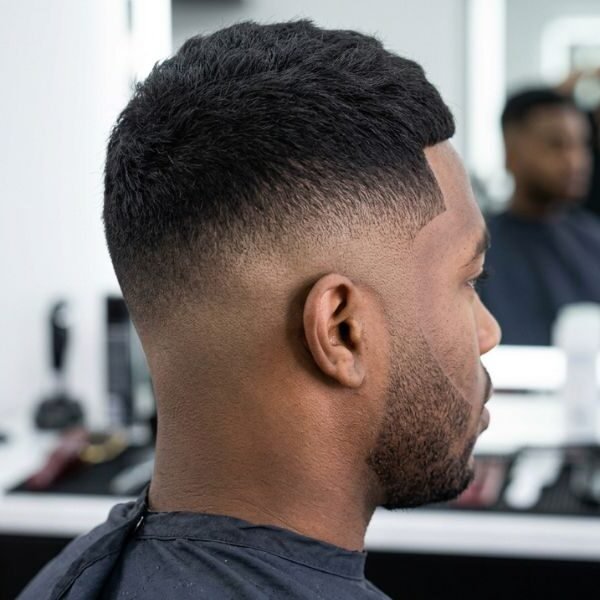 High Taper Fade (Bold & Sharp)